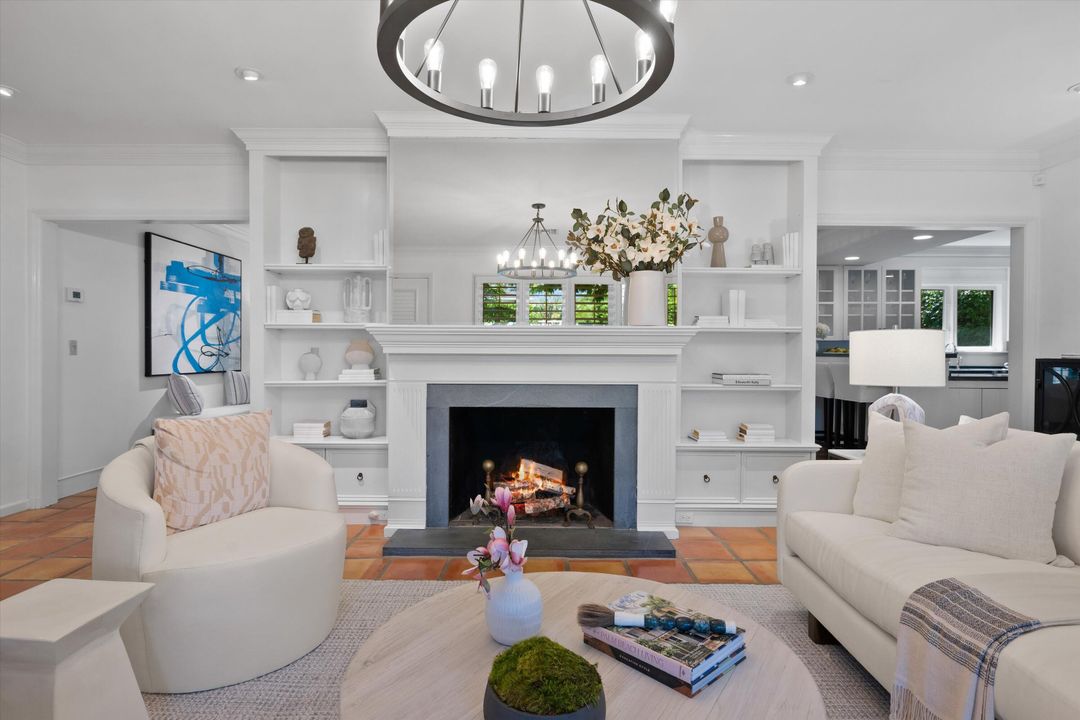 待售: $8,350,000 (3 贝兹, 3 浴室, 2877 平方英尺)