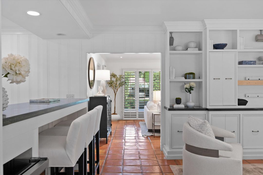 待售: $8,350,000 (3 贝兹, 3 浴室, 2877 平方英尺)