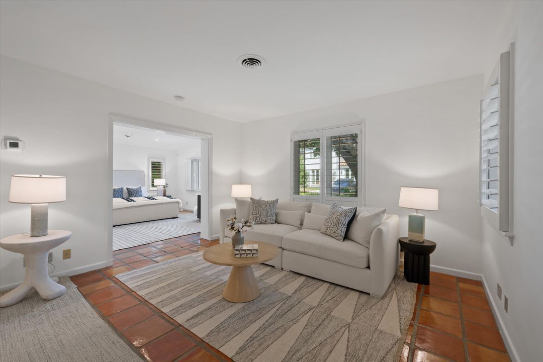 待售: $8,350,000 (3 贝兹, 3 浴室, 2877 平方英尺)