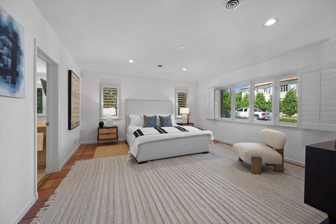 待售: $8,350,000 (3 贝兹, 3 浴室, 2877 平方英尺)