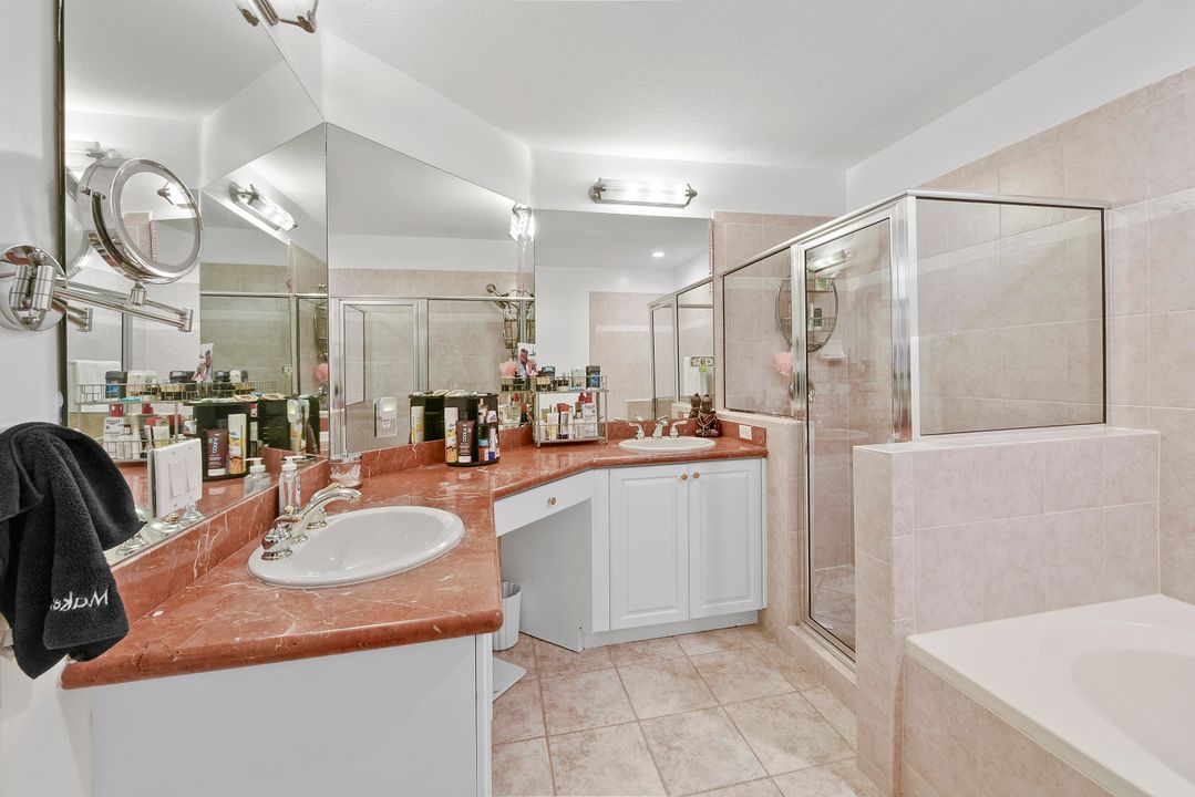 For Sale: $549,900 (4 beds, 2 baths, 1945 Square Feet)