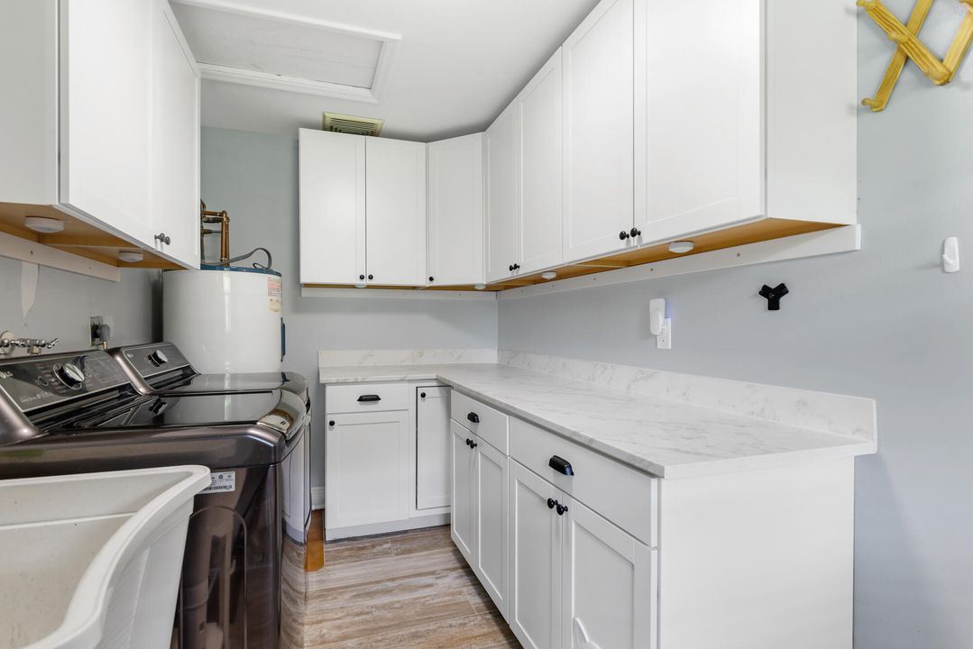 Activo con contrato: $1,475,000 (3 camas, 3 baños, 3279 Pies cuadrados)