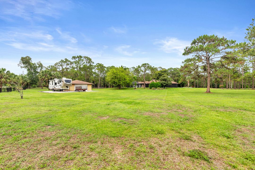 Activo con contrato: $1,475,000 (3 camas, 3 baños, 3279 Pies cuadrados)