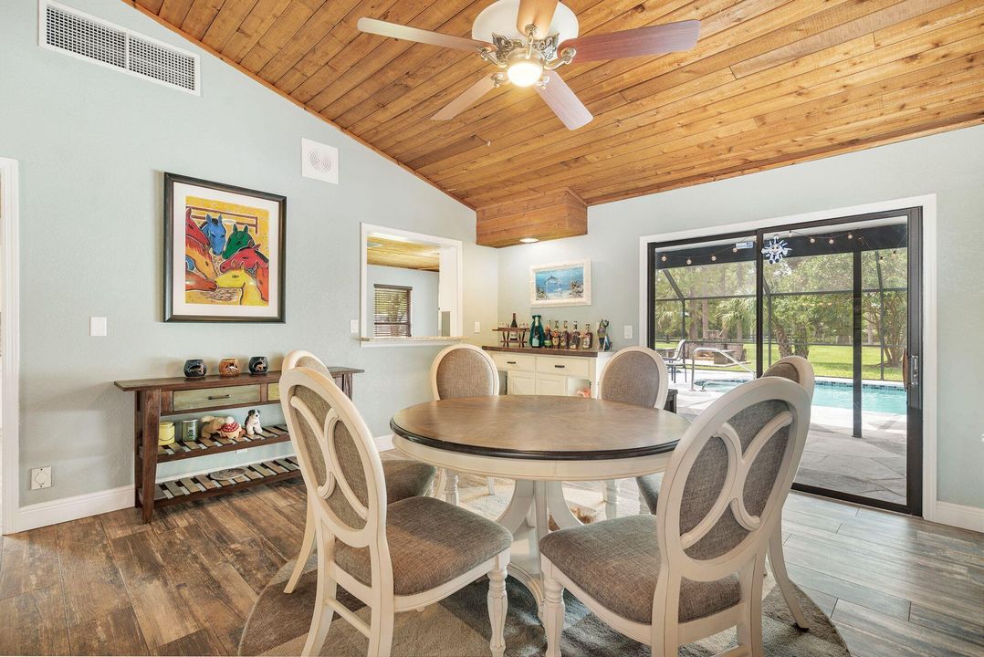 Activo con contrato: $1,475,000 (3 camas, 3 baños, 3279 Pies cuadrados)