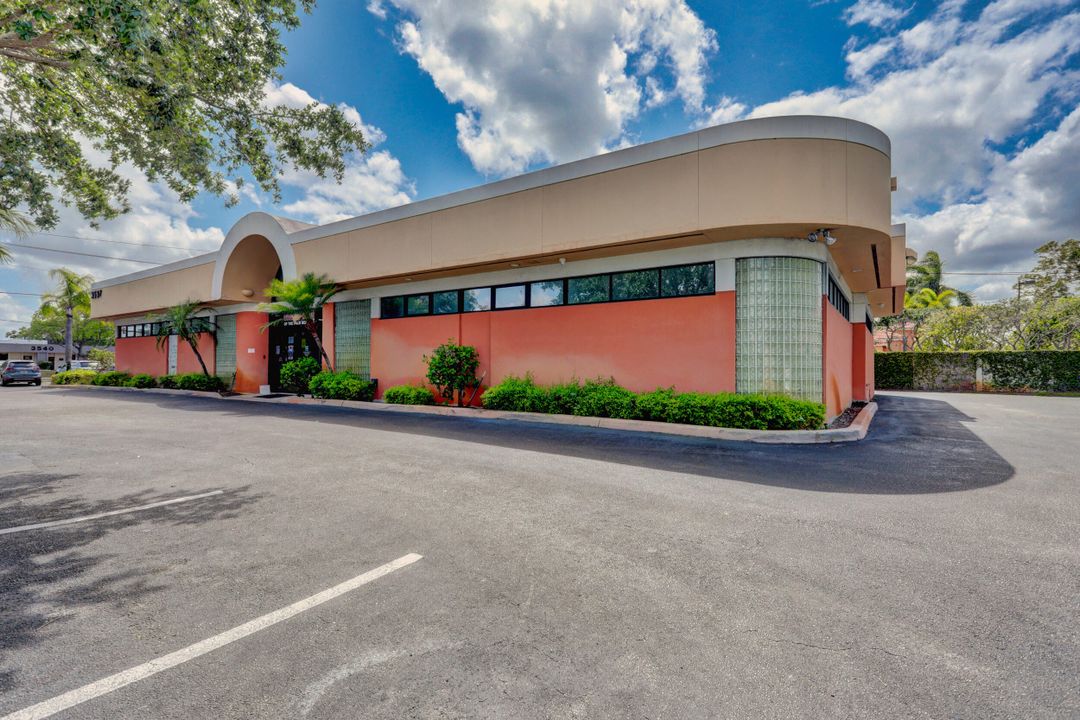 На продажу: $32 (0 спален, 0 ванн, 2851 Квадратных фут)