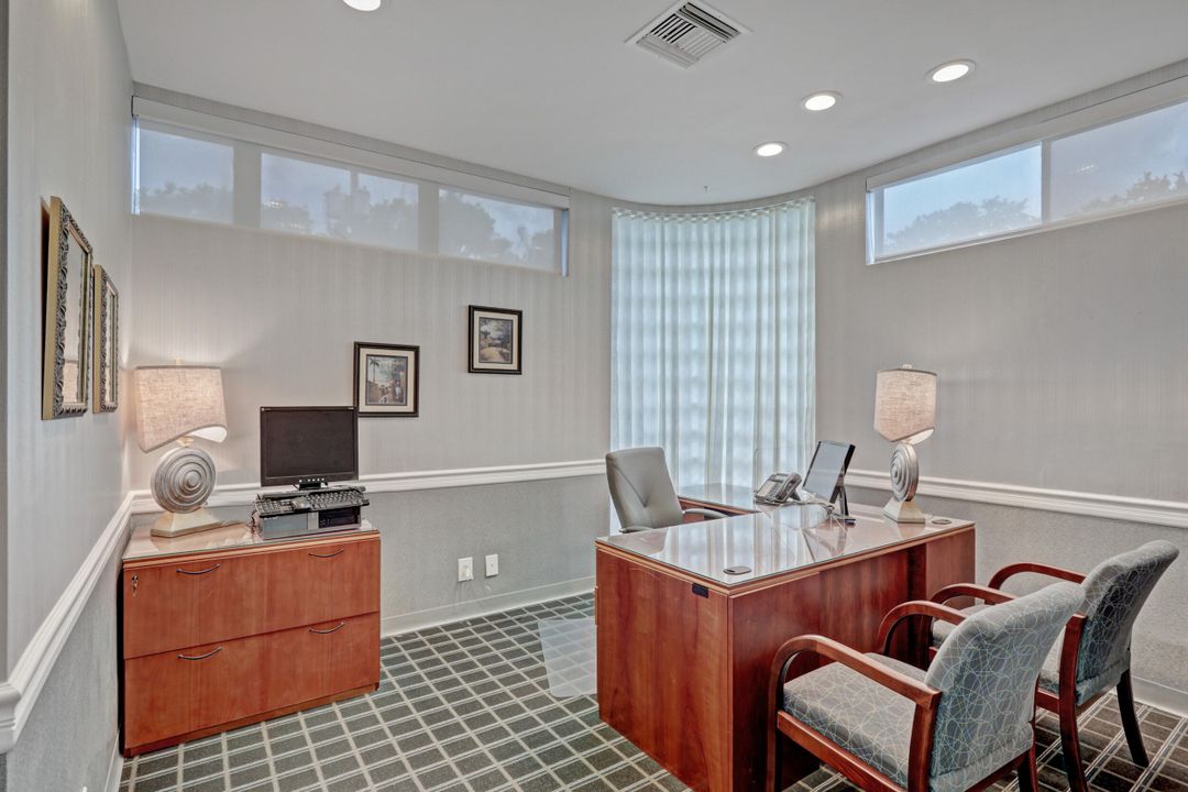 На продажу: $32 (0 спален, 0 ванн, 2851 Квадратных фут)