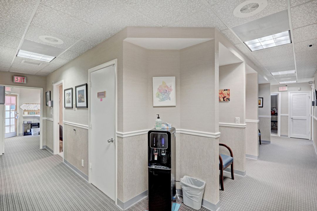 На продажу: $32 (0 спален, 0 ванн, 2851 Квадратных фут)