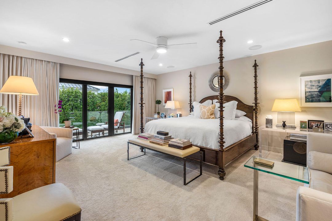 合同活跃: $8,750,000 (5 贝兹, 6 浴室, 6793 平方英尺)