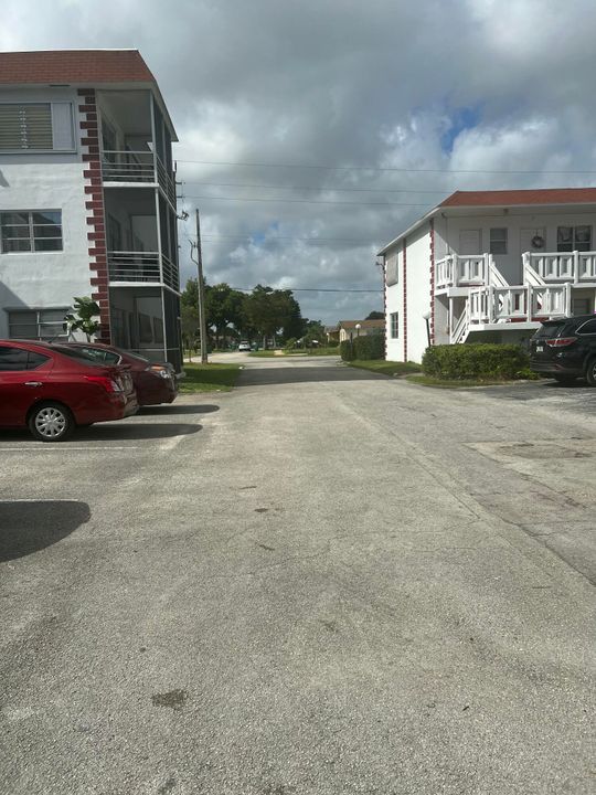 For Sale: $174,000 (0 beds, 0 baths, 730 Square Feet)