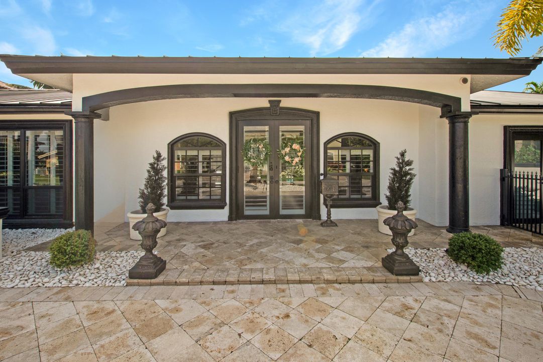 На продажу: $2,299,999 (3 спален, 2 ванн, 2195 Квадратных фут)