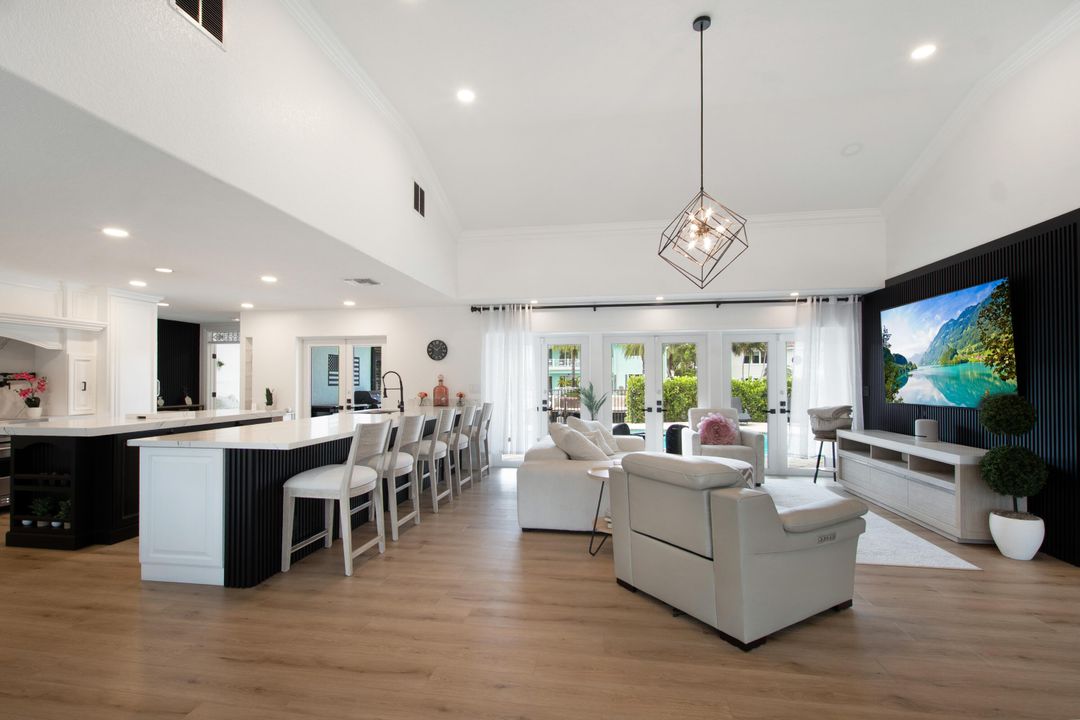 На продажу: $2,299,999 (3 спален, 2 ванн, 2195 Квадратных фут)