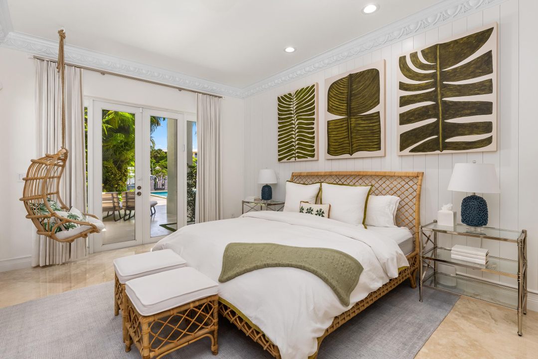 Под контрактом: $5,750,000 (5 спален, 7 ванн, 6051 Квадратных фут)