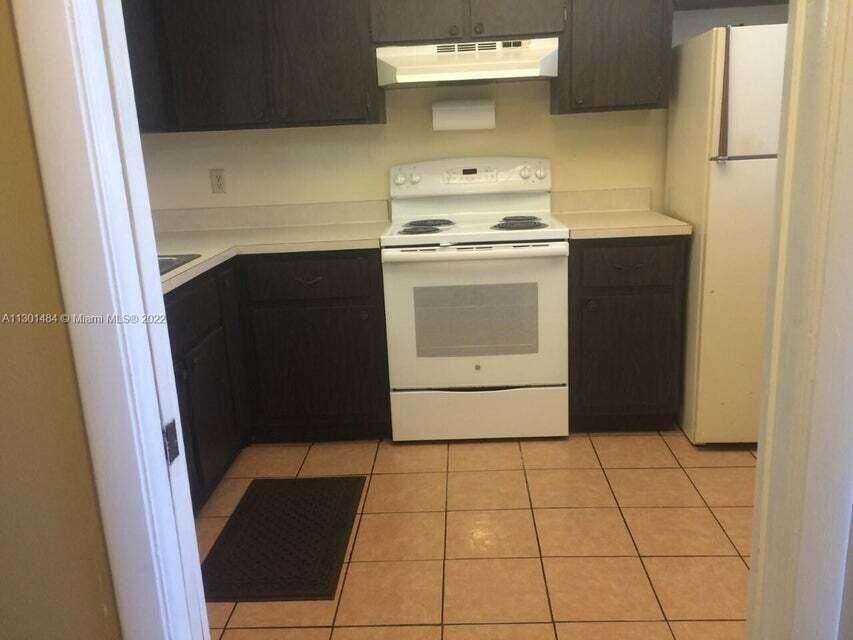 В аренду: $1,300 (1 спален, 1 ванн, 1014 Квадратных фут)