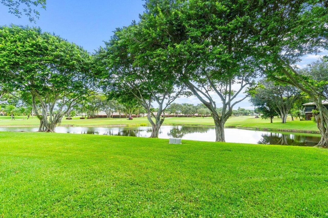 Active With Contract: $5,500 (2 beds, 2 baths, 1388 Square Feet)