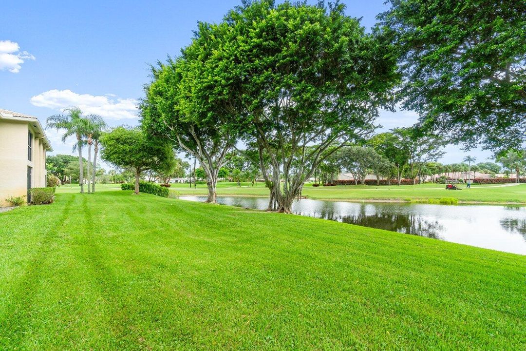 Active With Contract: $5,500 (2 beds, 2 baths, 1388 Square Feet)