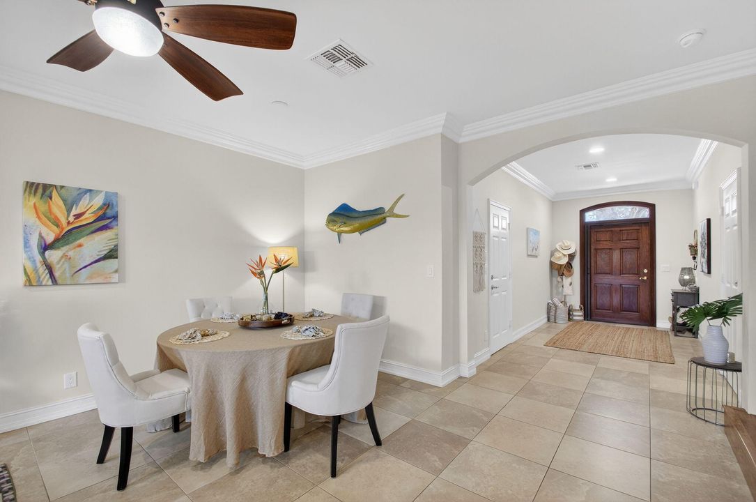 For Sale: $535,000 (3 beds, 2 baths, 1964 Square Feet)