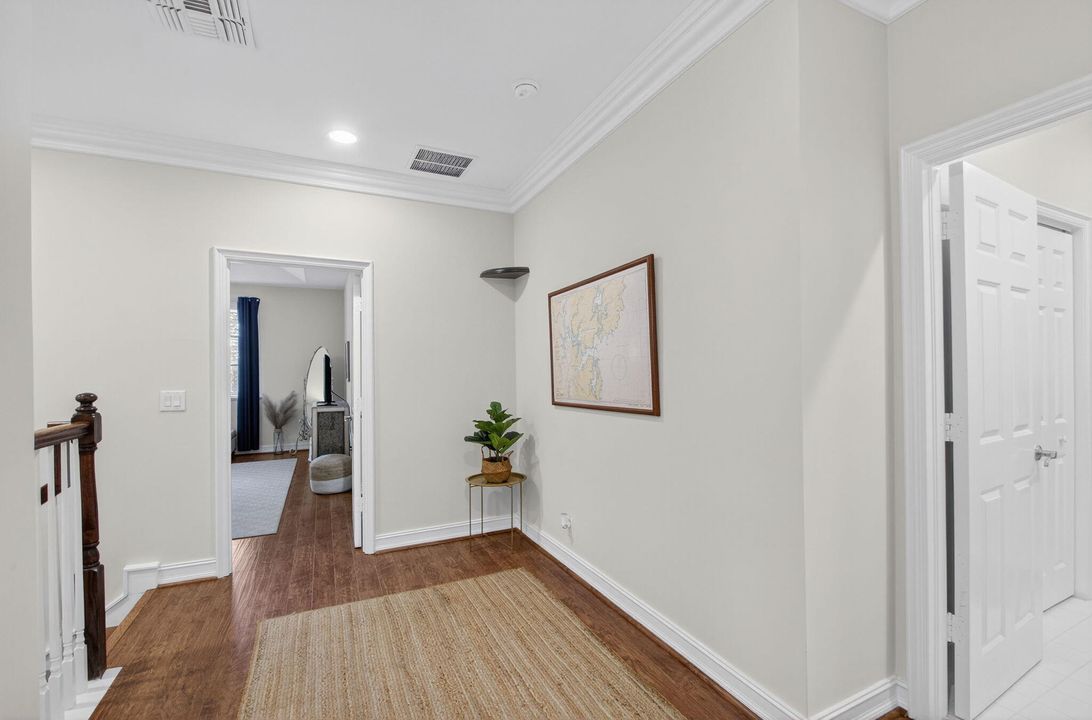 For Sale: $535,000 (3 beds, 2 baths, 1964 Square Feet)