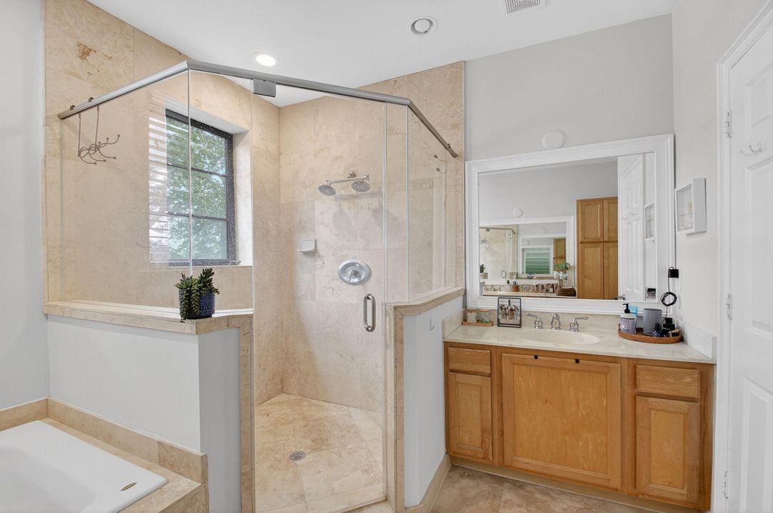 For Sale: $535,000 (3 beds, 2 baths, 1964 Square Feet)