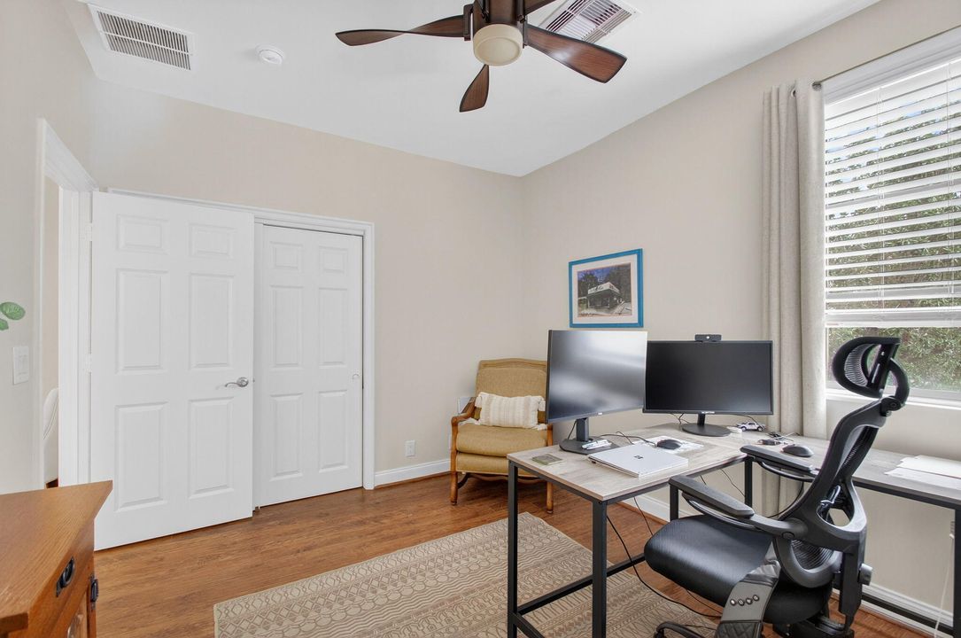 For Sale: $535,000 (3 beds, 2 baths, 1964 Square Feet)