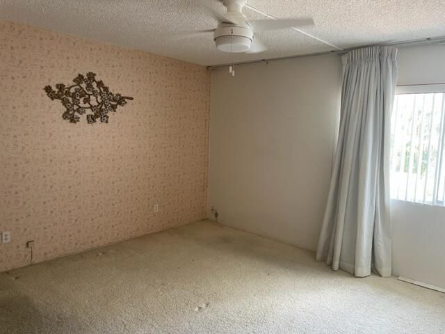 На продажу: $99,999 (2 спален, 2 ванн, 1272 Квадратных фут)