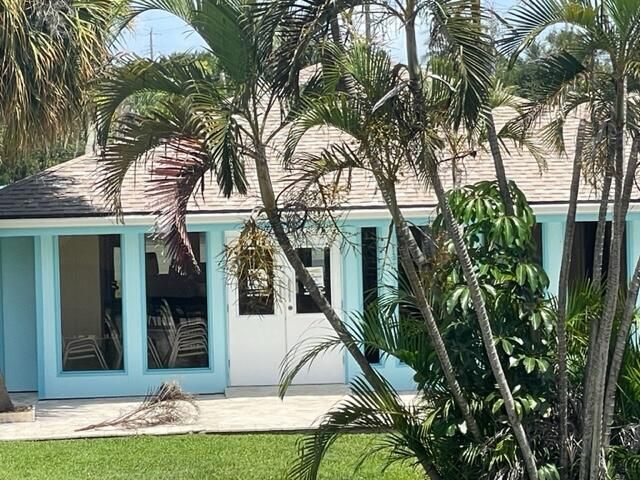 На продажу: $99,999 (2 спален, 2 ванн, 1272 Квадратных фут)