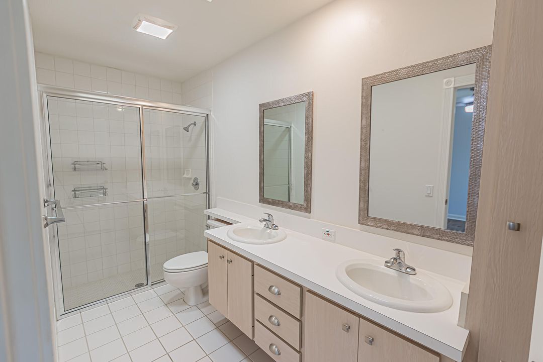 For Sale: $231,000 (2 beds, 2 baths, 1152 Square Feet)