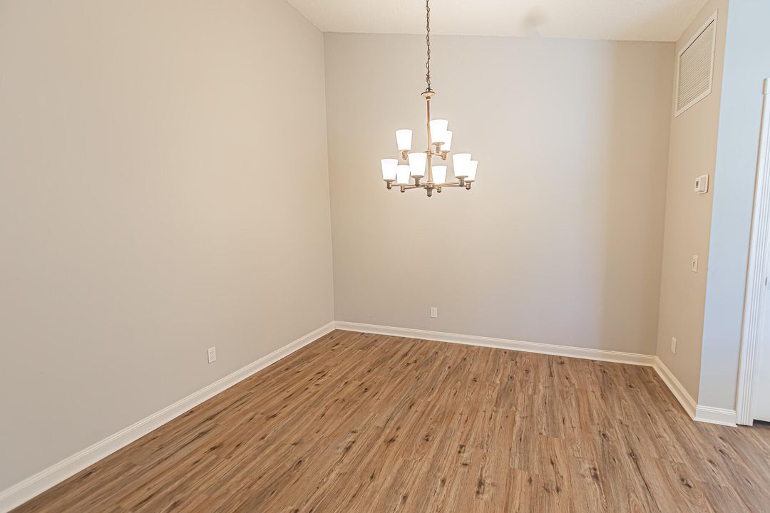 For Sale: $231,000 (2 beds, 2 baths, 1152 Square Feet)