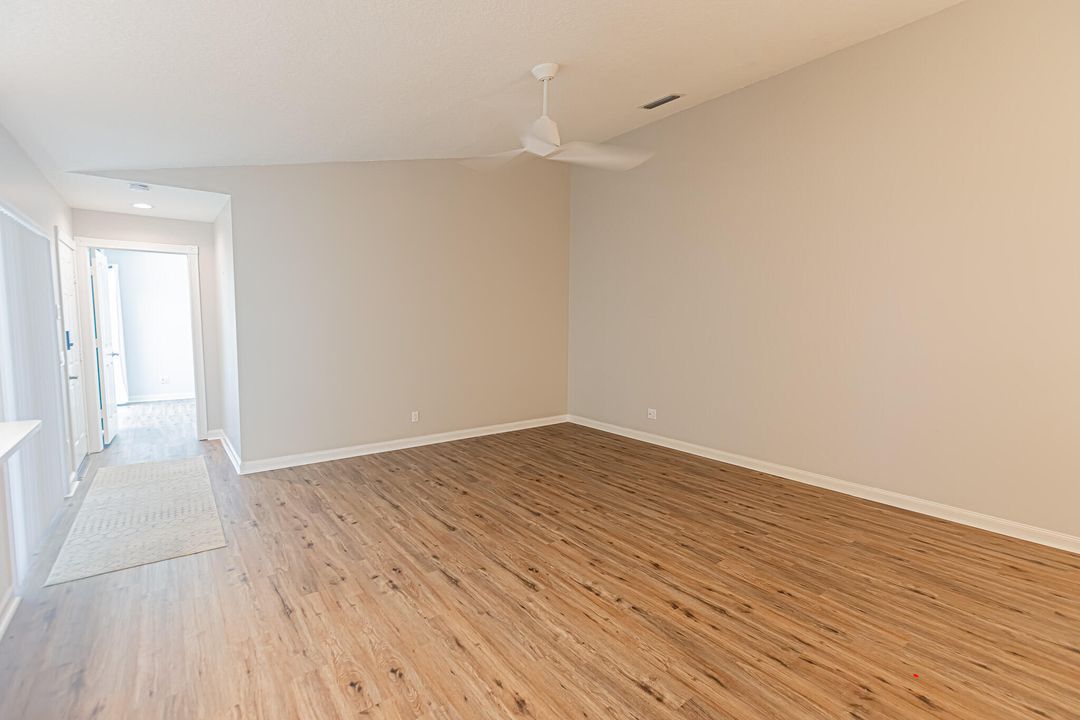 For Sale: $231,000 (2 beds, 2 baths, 1152 Square Feet)