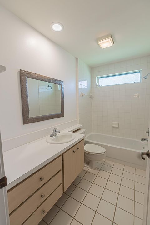 For Sale: $231,000 (2 beds, 2 baths, 1152 Square Feet)