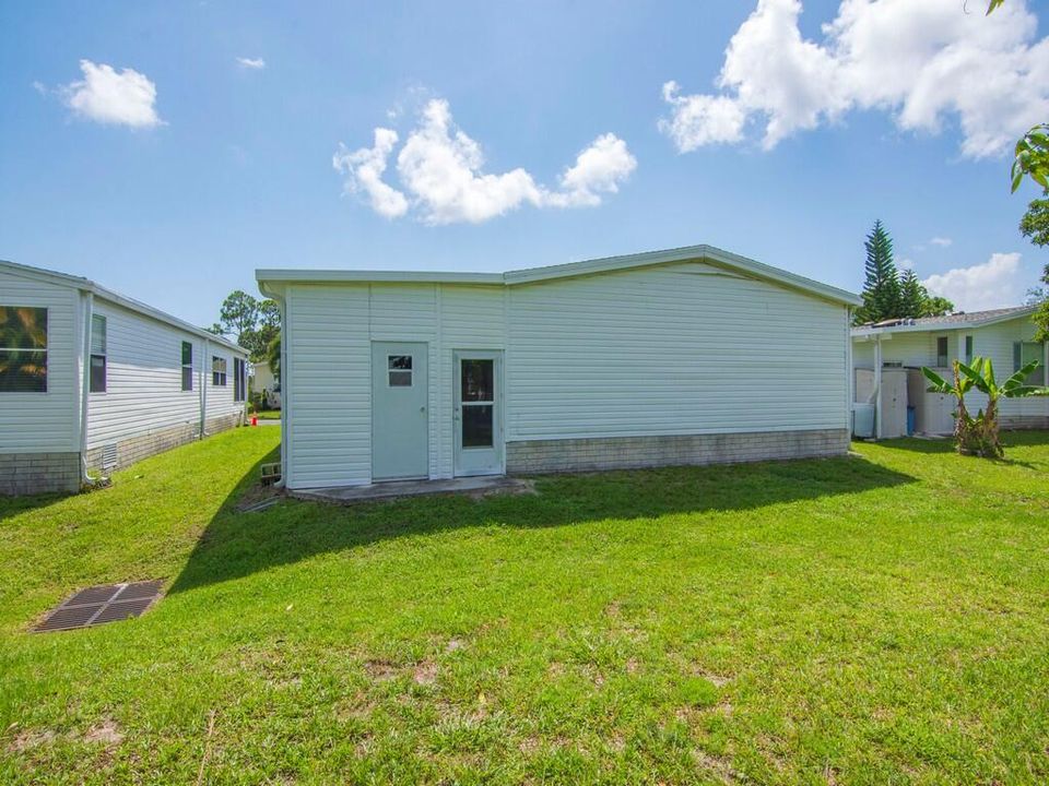 На продажу: $89,000 (3 спален, 2 ванн, 1612 Квадратных фут)