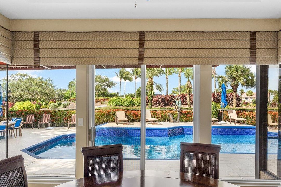 Activo con contrato: $1,999,000 (4 camas, 5 baños, 4517 Pies cuadrados)