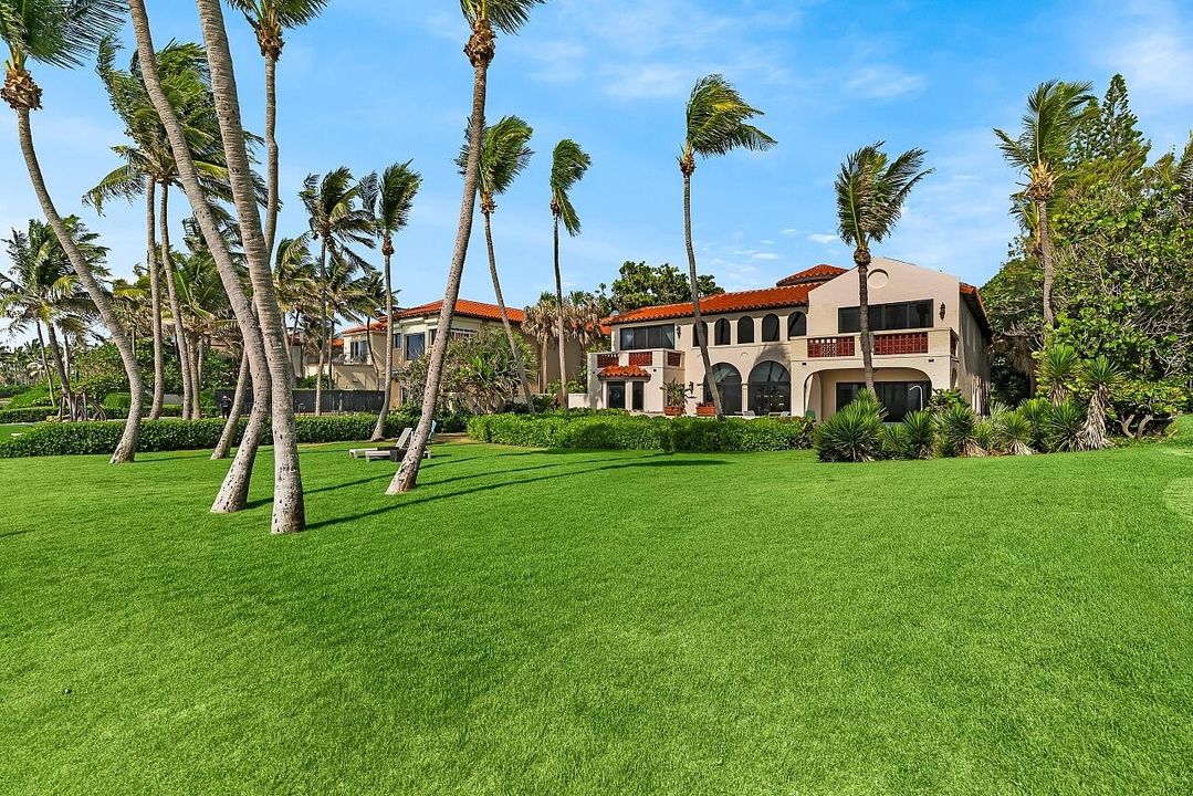 出租: $45,000 (5 贝兹, 6 浴室, 6006 平方英尺)