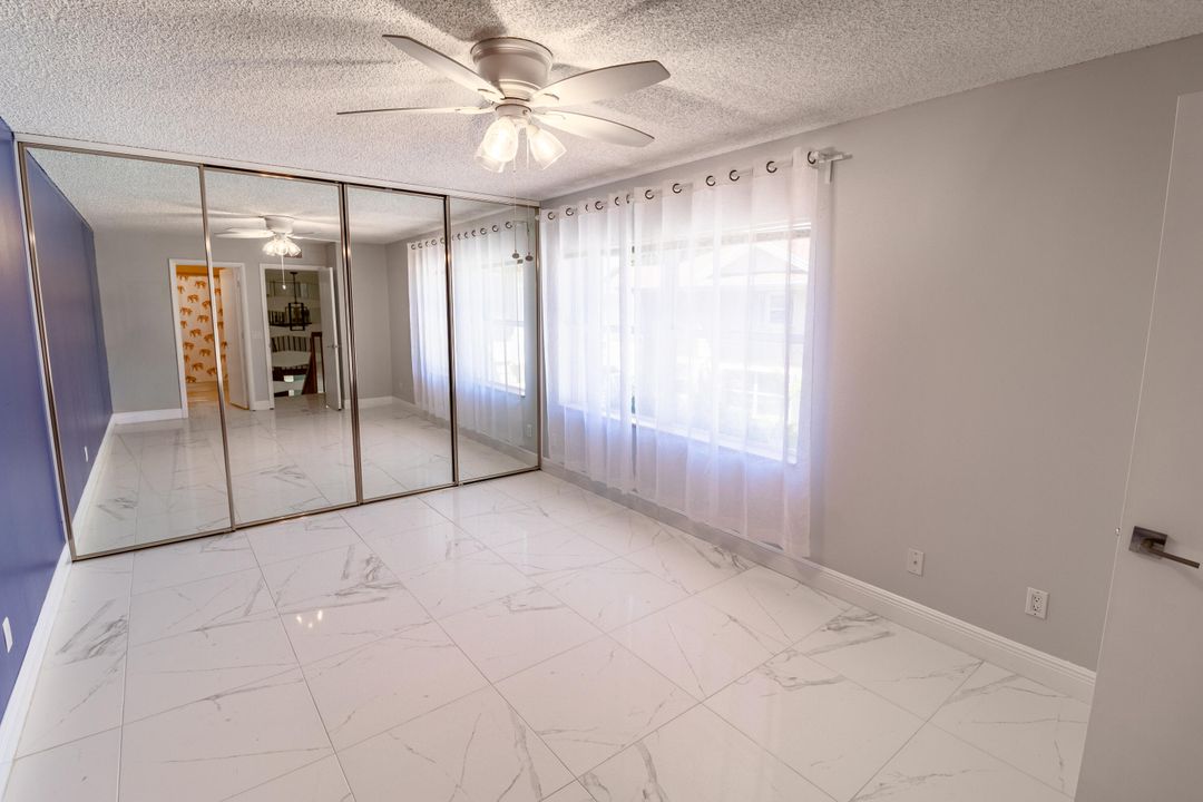 For Sale: $270,000 (2 beds, 2 baths, 1374 Square Feet)