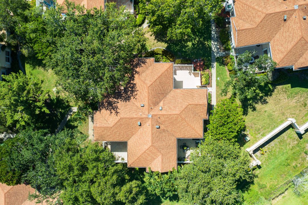 For Sale: $270,000 (2 beds, 2 baths, 1374 Square Feet)