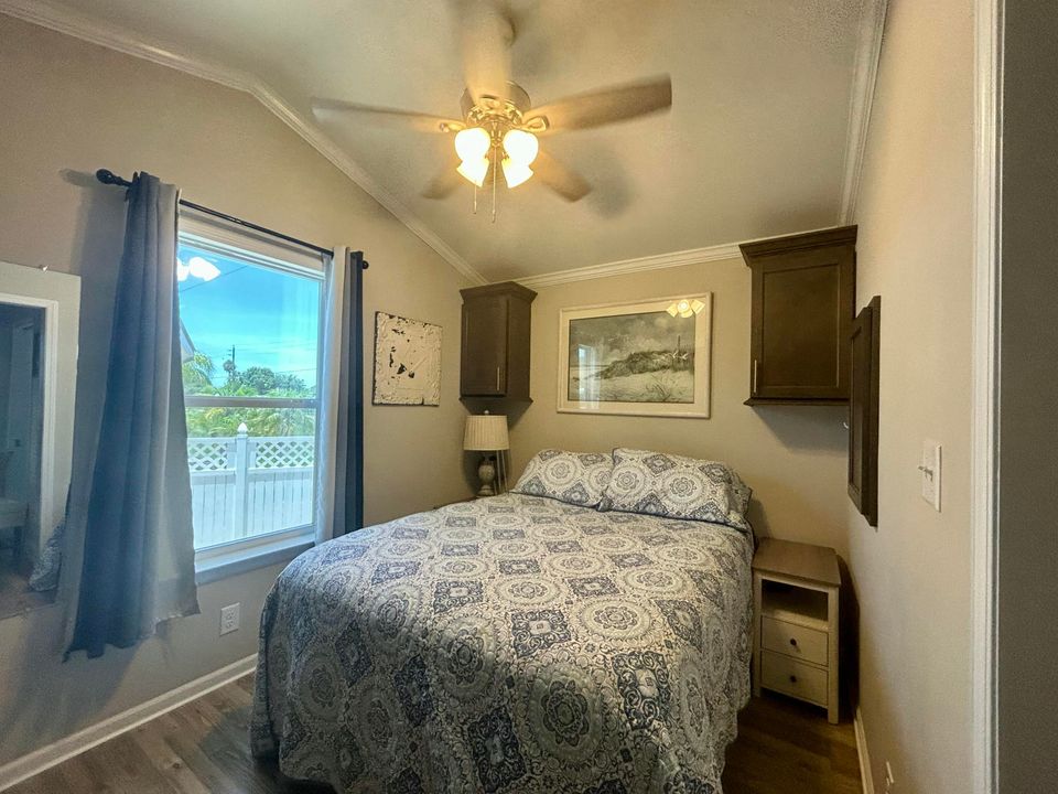 For Sale: $159,000 (1 beds, 1 baths, 509 Square Feet)