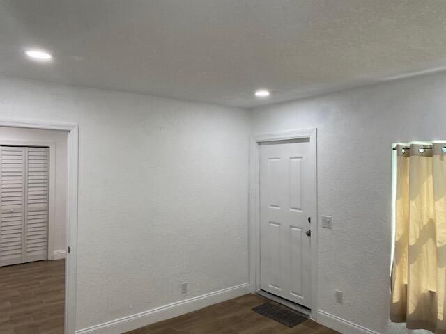 For Rent: $1,200 (1 beds, 1 baths, 525 Square Feet)