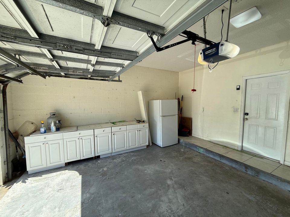 合同活跃: $515,000 (3 贝兹, 2 浴室, 1639 平方英尺)