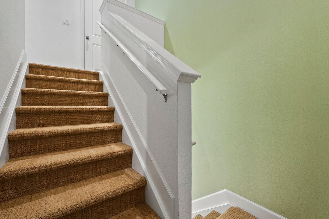 For Sale: $764,900 (3 beds, 3 baths, 1517 Square Feet)