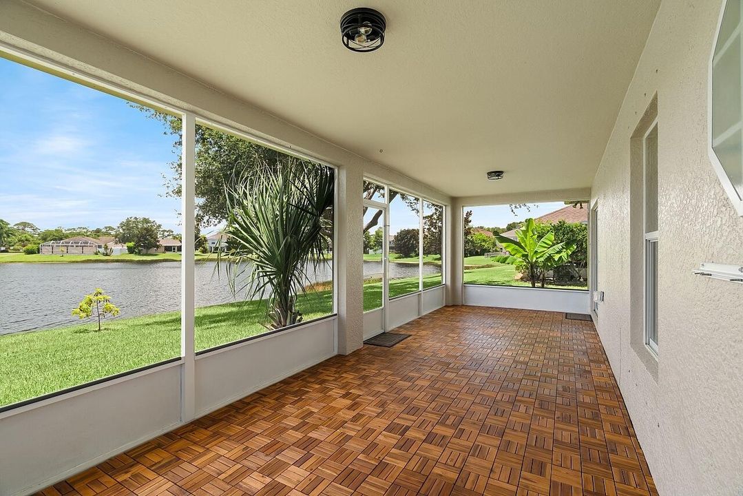 Activo con contrato: $375,000 (4 camas, 2 baños, 1863 Pies cuadrados)