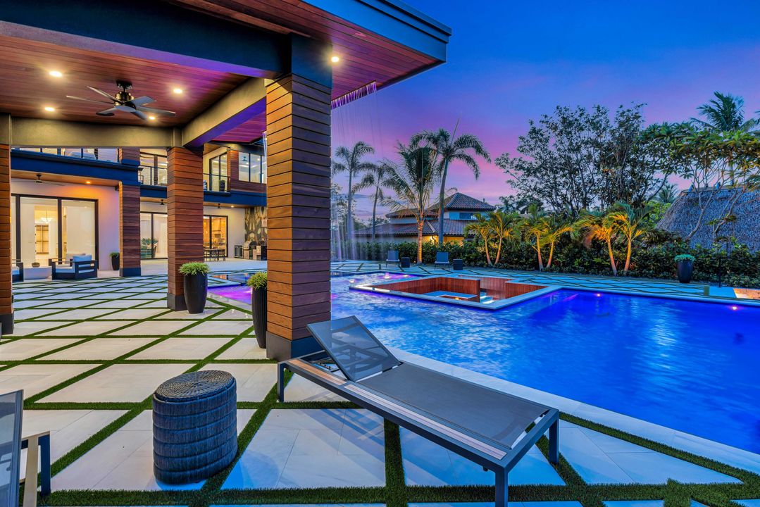 For Sale: $8,999,999 (7 beds, 8 baths, 8475 Square Feet)
