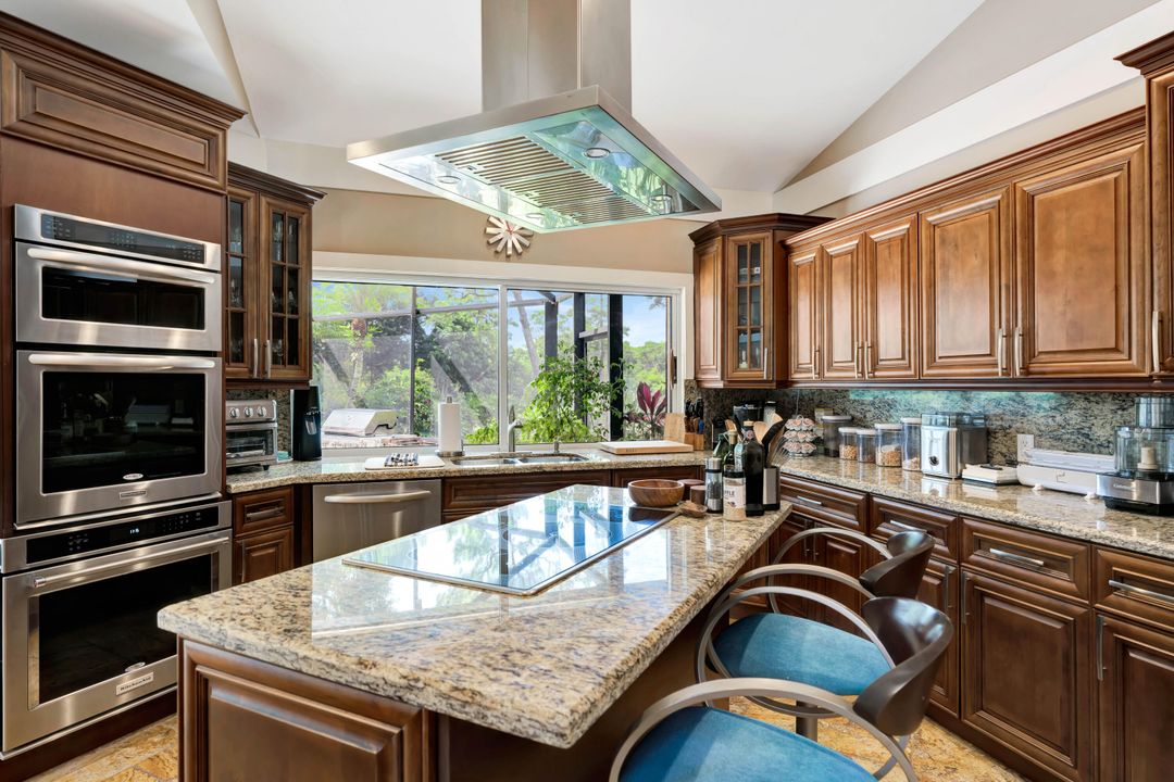 На продажу: $990,000 (3 спален, 3 ванн, 3513 Квадратных фут)