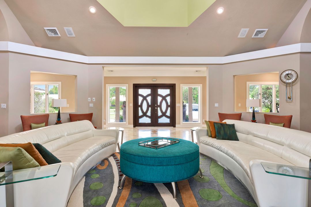 На продажу: $990,000 (3 спален, 3 ванн, 3513 Квадратных фут)