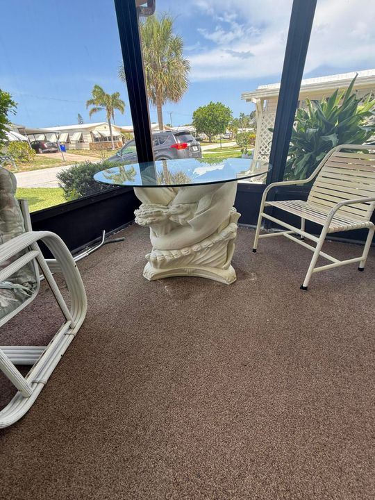 For Sale: $179,000 (2 beds, 2 baths, 960 Square Feet)