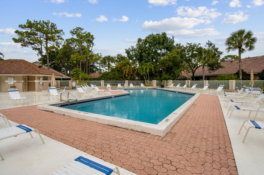 Под контрактом: $4,350 (3 спален, 2 ванн, 1615 Квадратных фут)