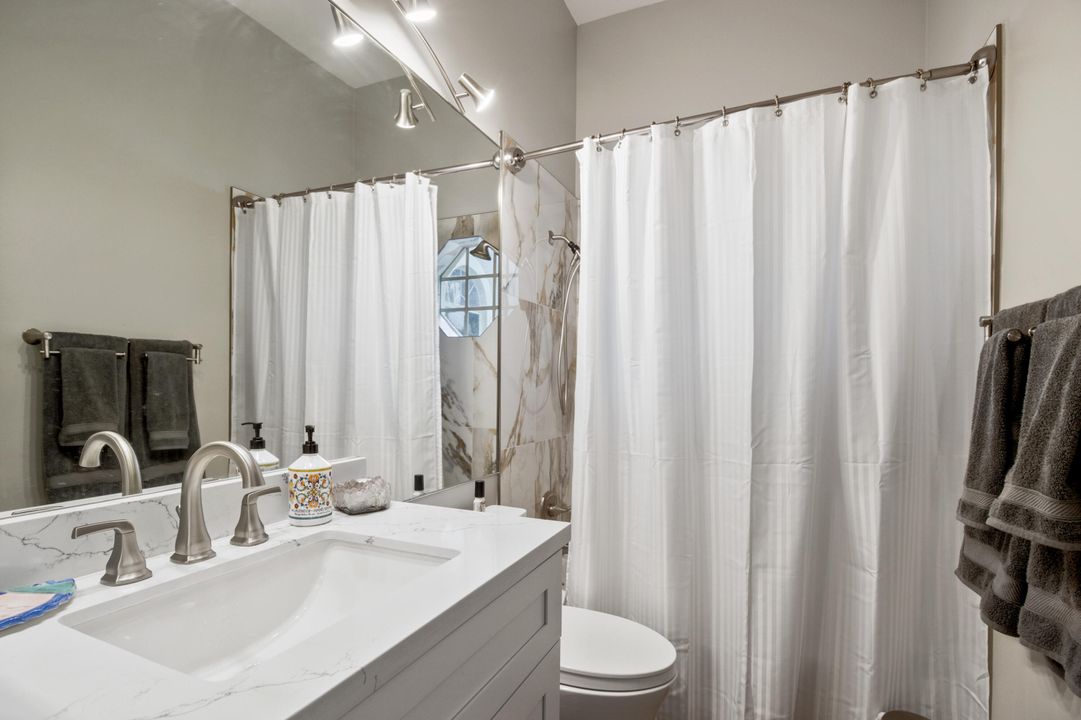 Под контрактом: $4,350 (3 спален, 2 ванн, 1615 Квадратных фут)