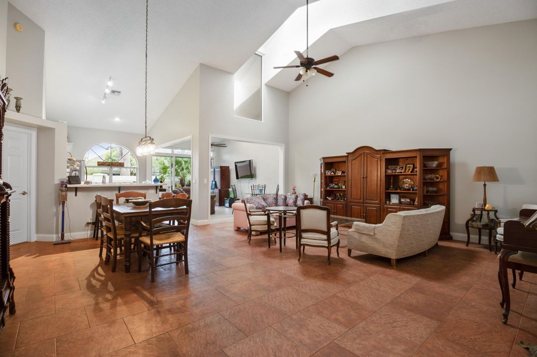 Под контрактом: $4,350 (3 спален, 2 ванн, 1615 Квадратных фут)