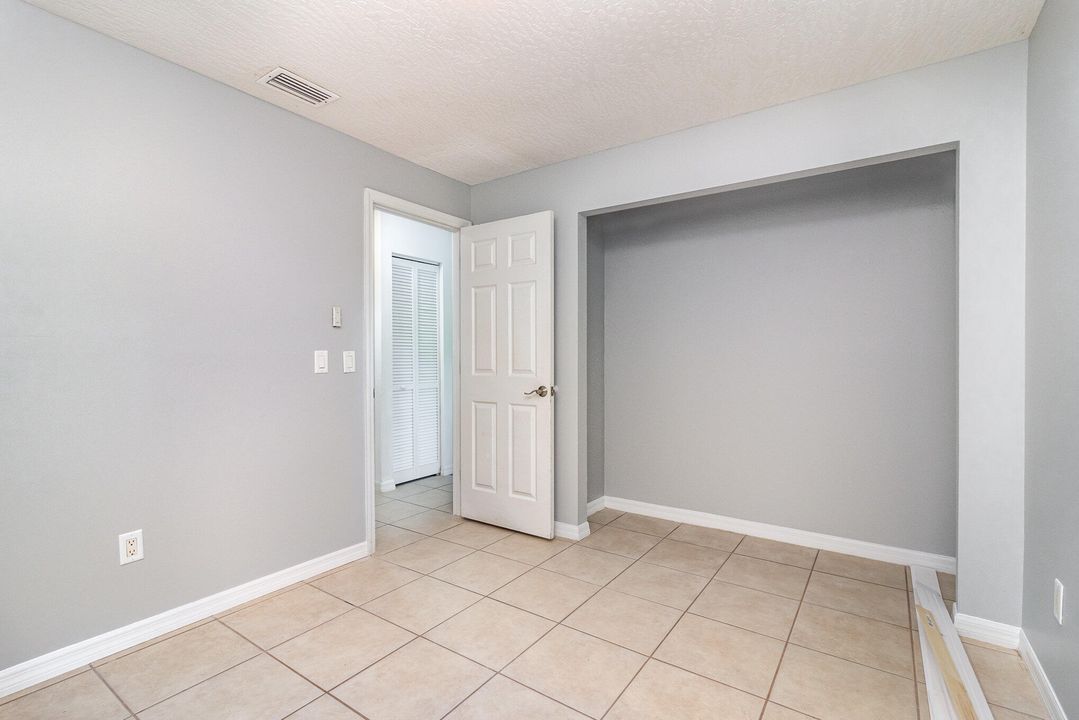 Active With Contract: $375,000 (4 beds, 3 baths, 2184 Square Feet)