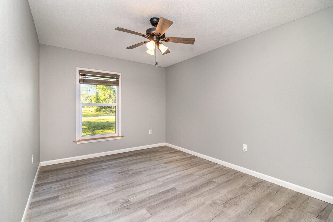 Active With Contract: $375,000 (4 beds, 3 baths, 2184 Square Feet)