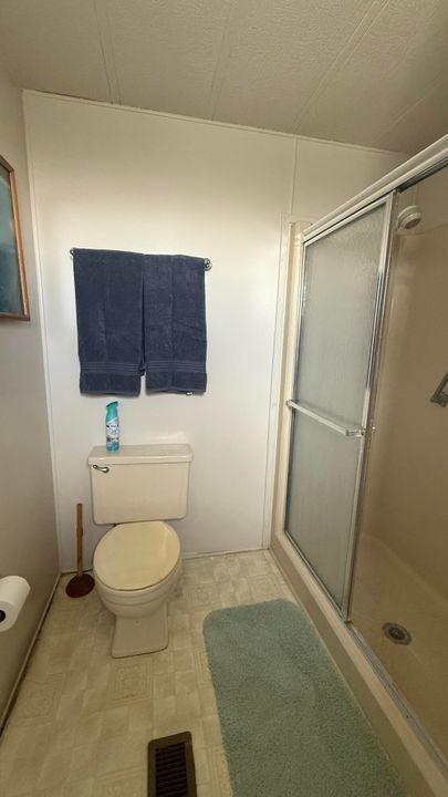 For Sale: $179,000 (2 beds, 2 baths, 960 Square Feet)