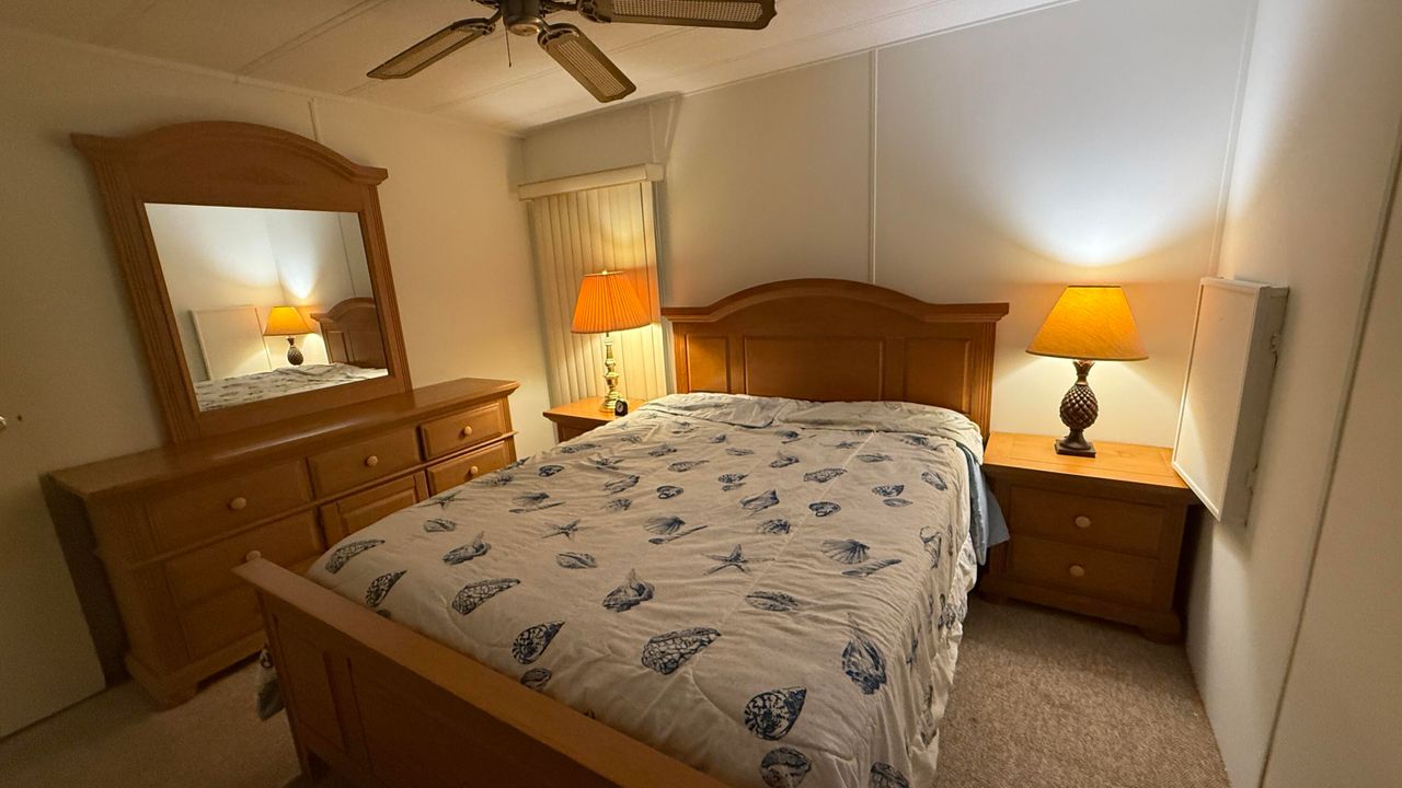 For Sale: $179,000 (2 beds, 2 baths, 960 Square Feet)